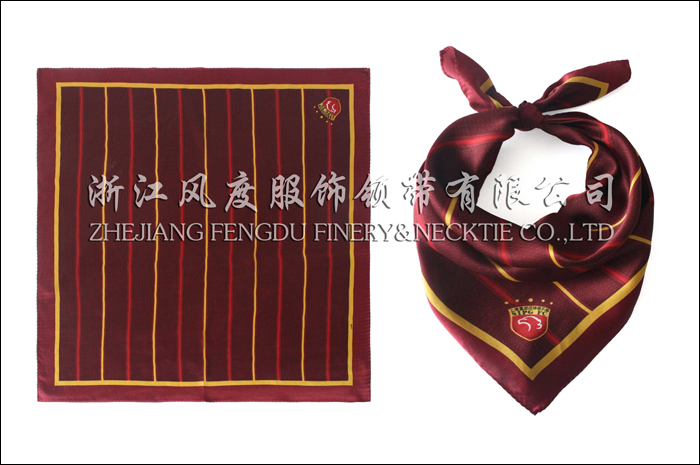 上港足球俱樂部 真絲小方巾 規(guī)格：53x53cm